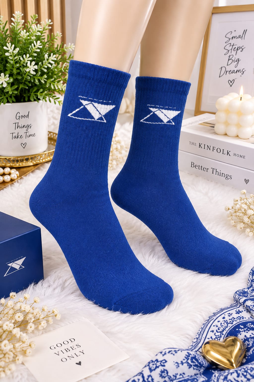 Modern Triangle Pattern Socks
